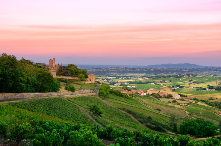 château dans le Beaujolais